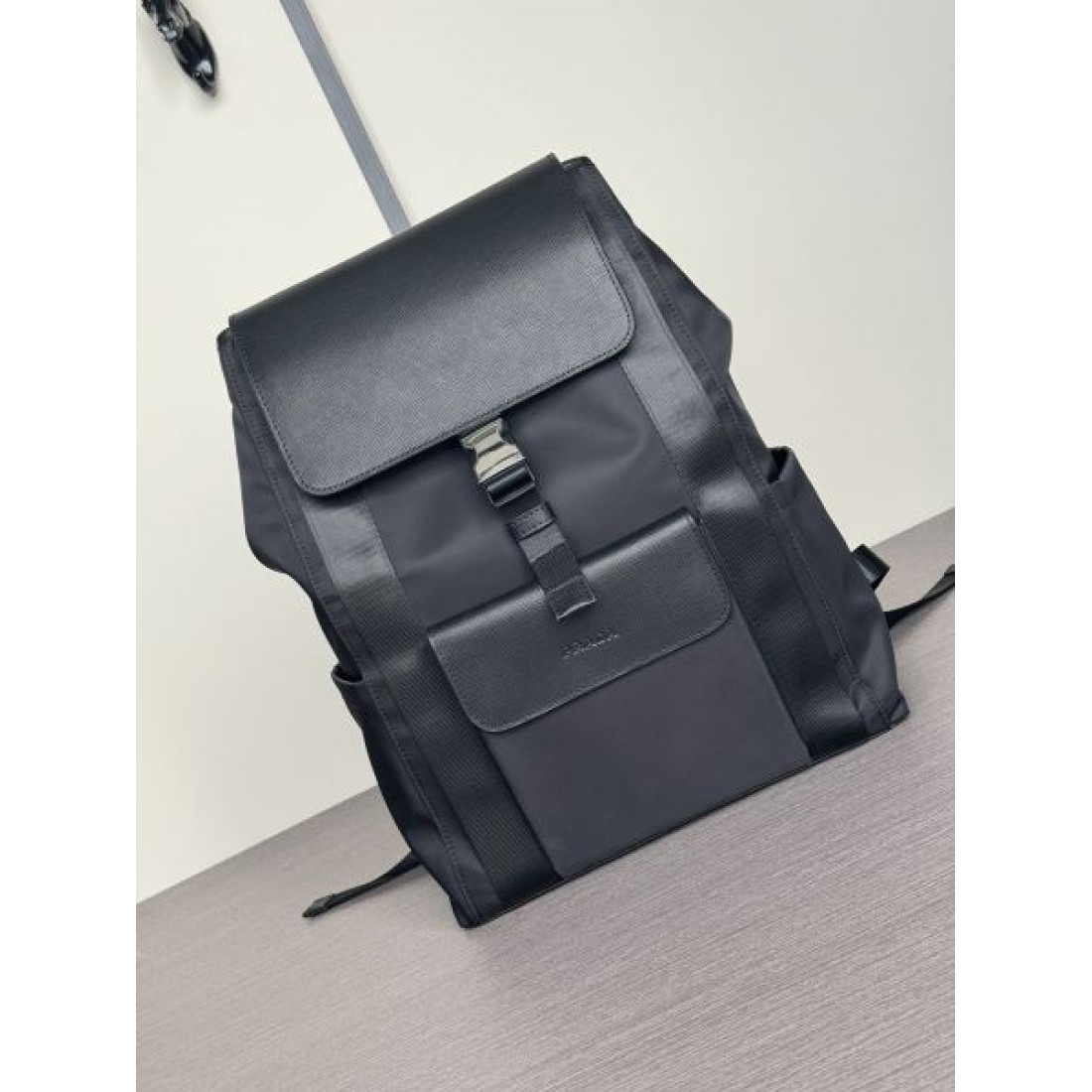 今季注目のエレガントな PRADA プラダ コピー バックパック