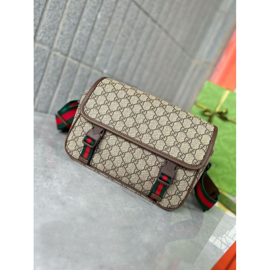 グッチ コピー ショルダーバッグ GUCCIトレンド感あふれる優れた収納力