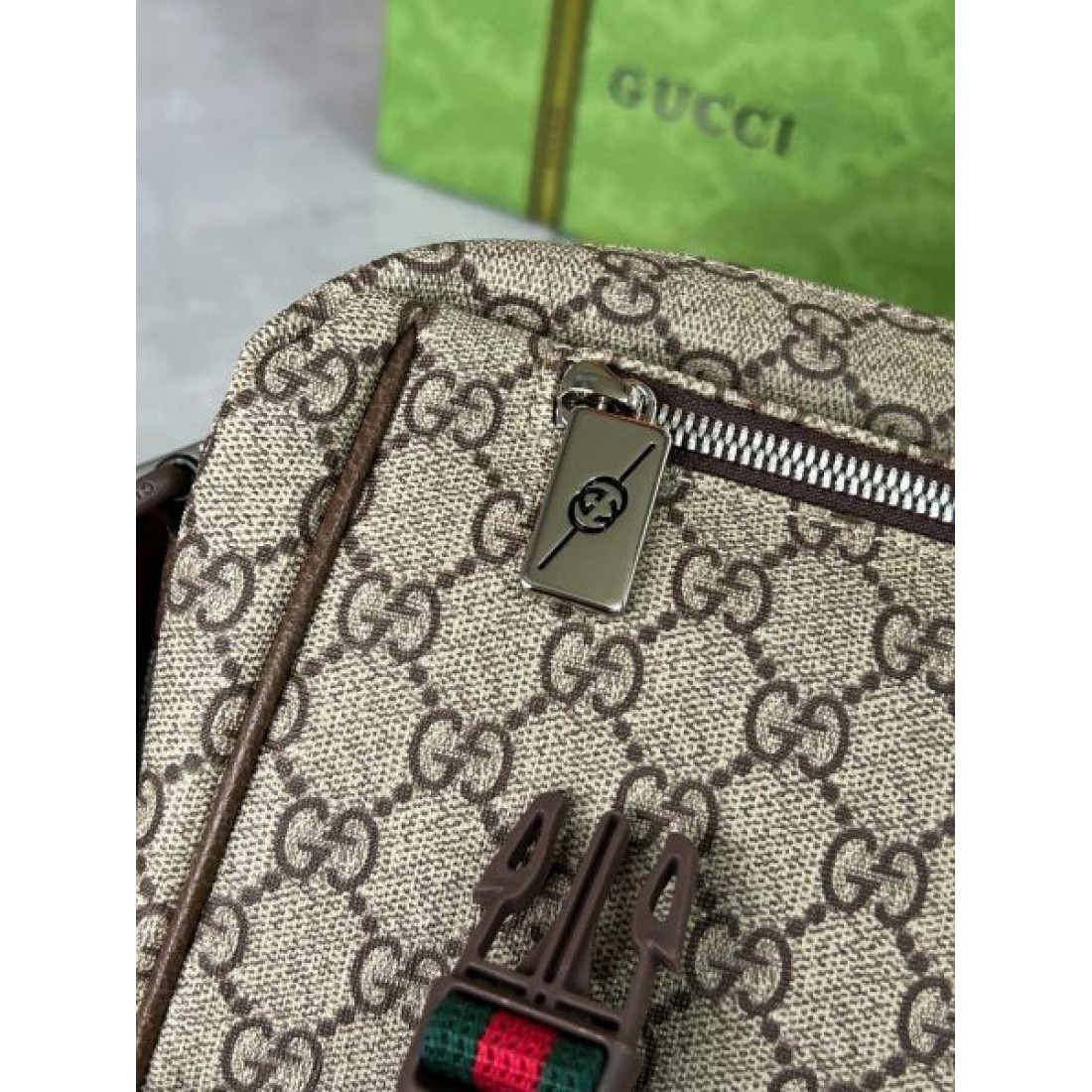  グッチ コピー ショルダーバッグ GUCCIトレンド感あふれる優れた収納力