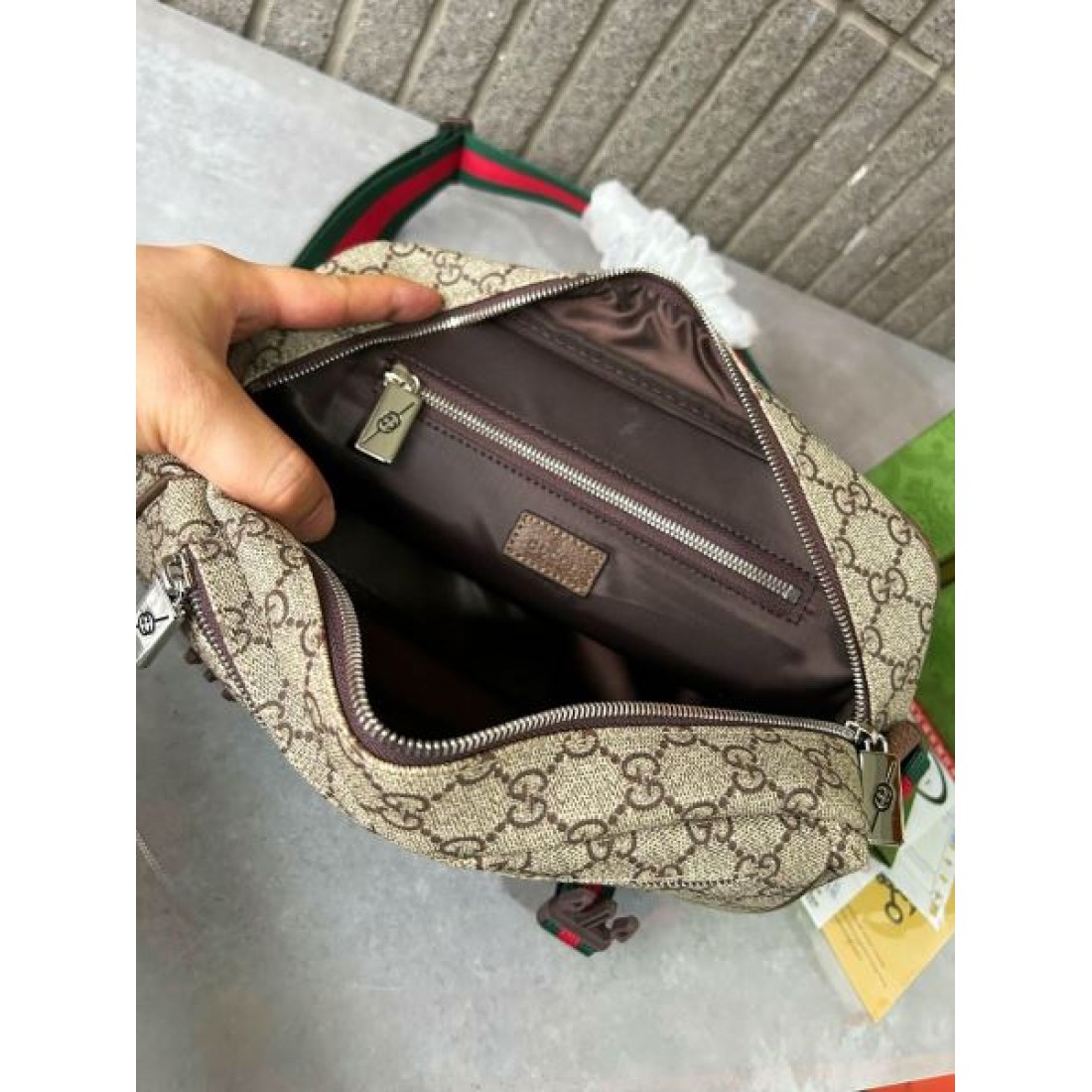  グッチ コピー ショルダーバッグ GUCCIトレンド感あふれる優れた収納力