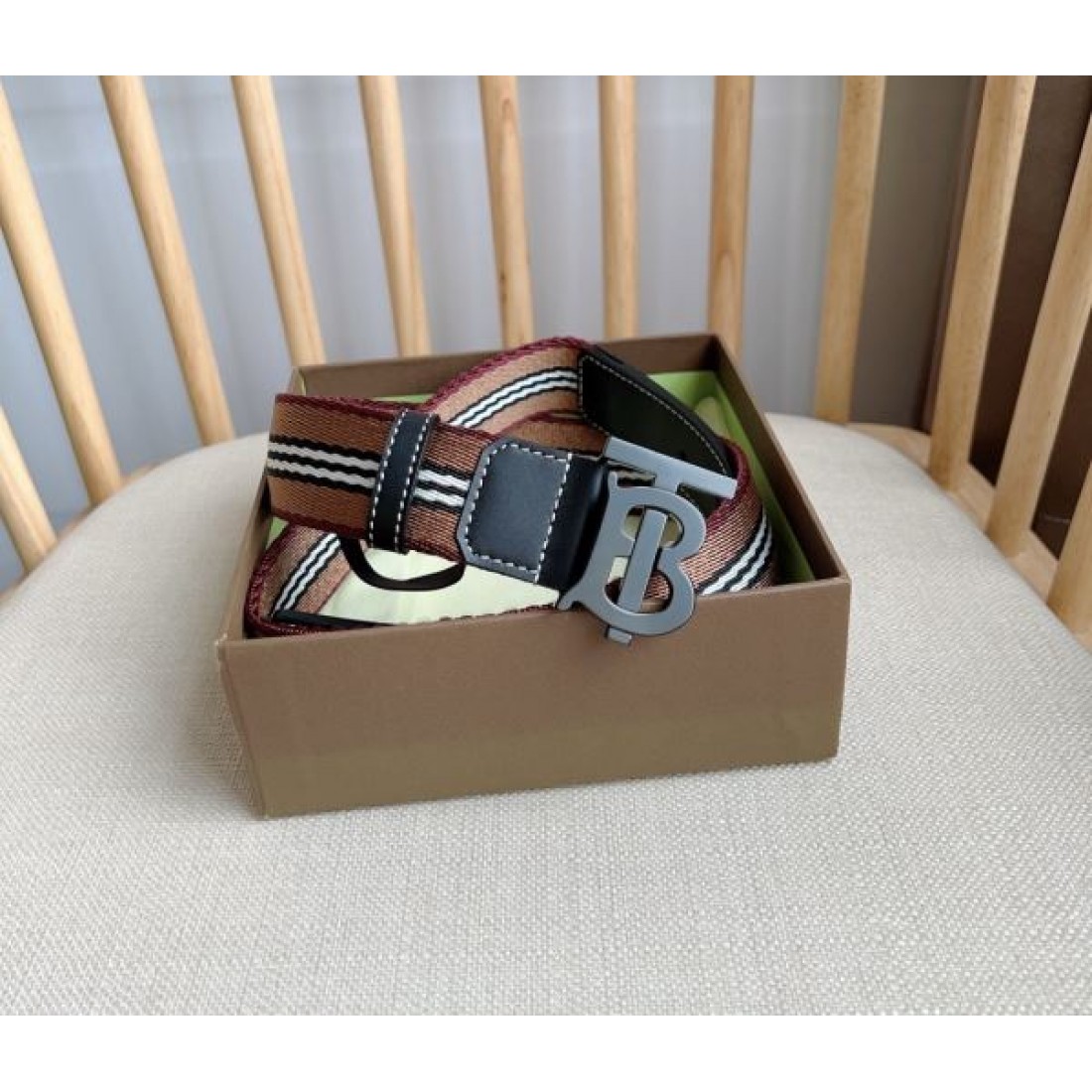  クラシックで上質な BURBERRY バーバリー コピー ベルト シンプル