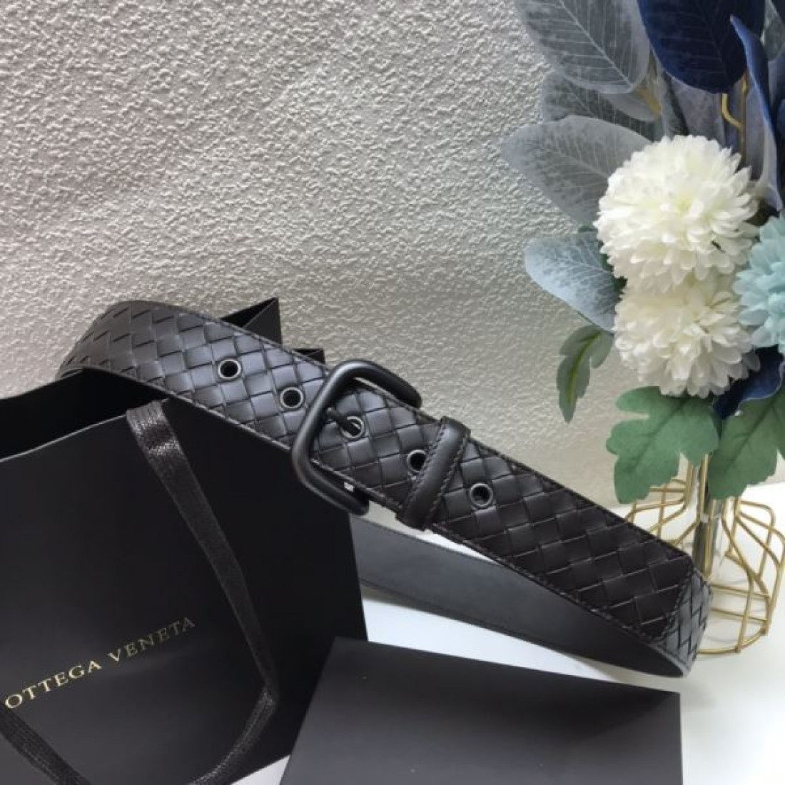 洗練された質感 BOTTEGA VENETA ボッテガヴェネタ コピー ベルト 上品な大人の装いに