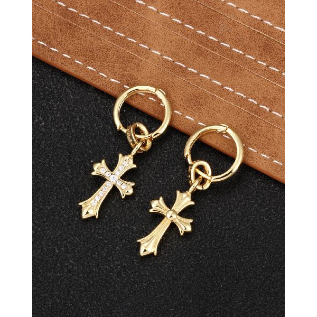 力強く大胆な CHROME HEARTS クロムハーツ コピー イヤリング クールで個性的