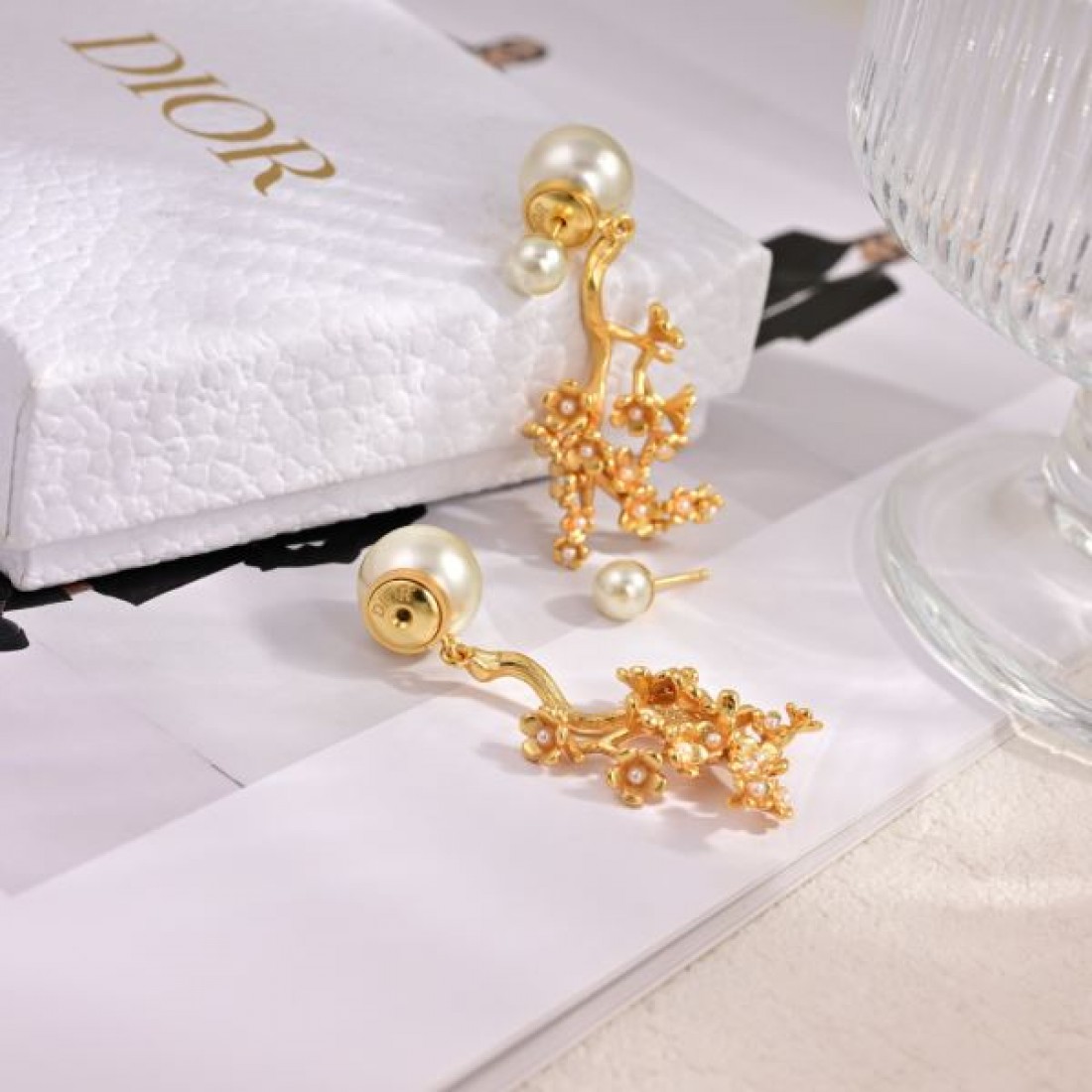 ディオール コピー イヤリング DIOR 上質で特別感あるデザイン