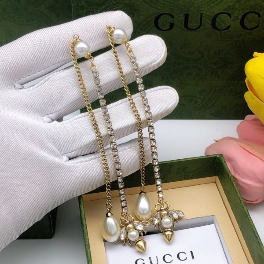 エレガントで魅力的な GUCCI グッチ コピー イヤリング 女性らしい輝き