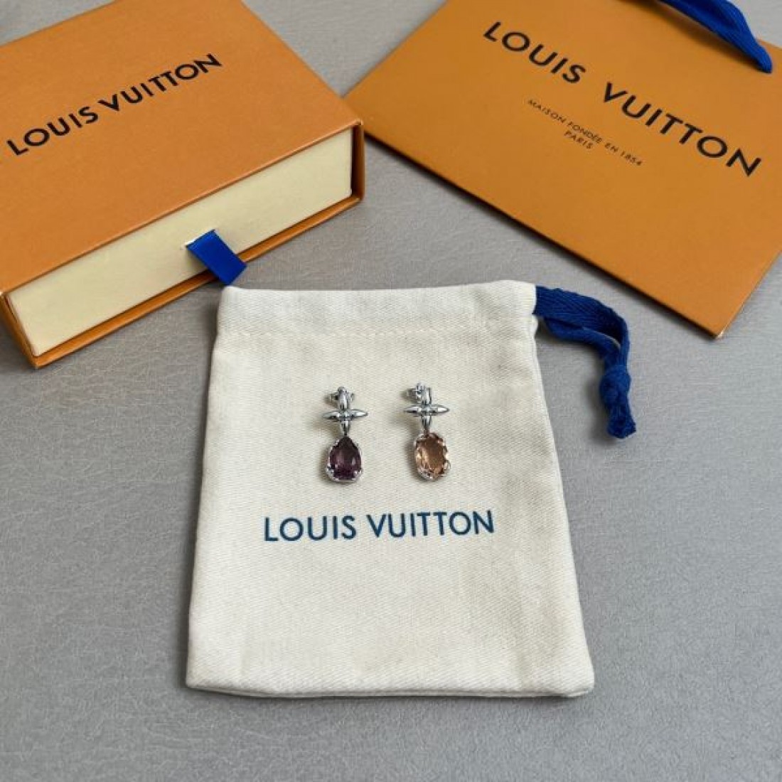 ルイヴィトン コピー イヤリング LOUIS VUITTON 上質で洗練されたデザイン