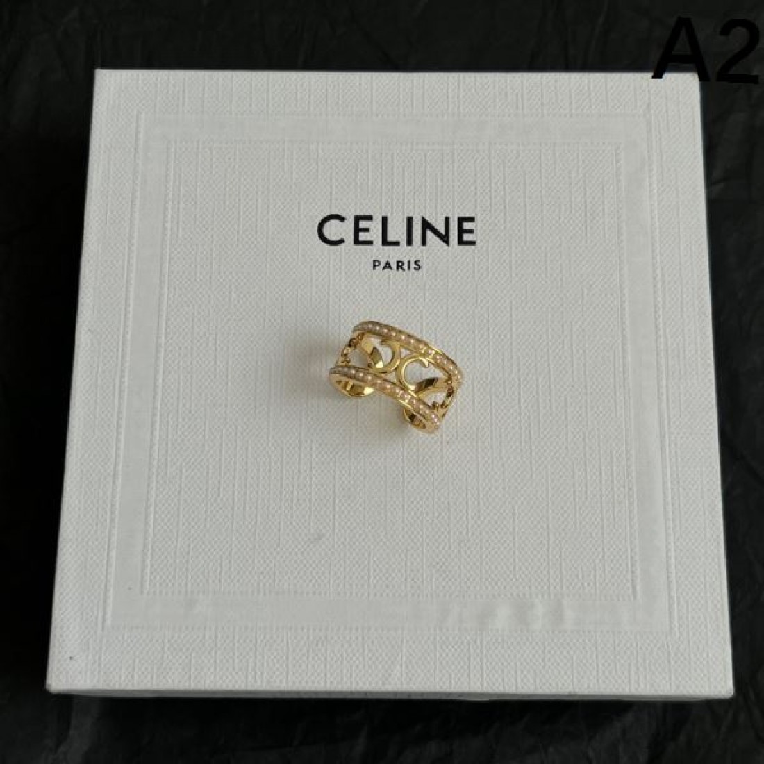 スタイリッシュな魅力 CELINE セリーヌ スーパーコピー リング 大人っぽく