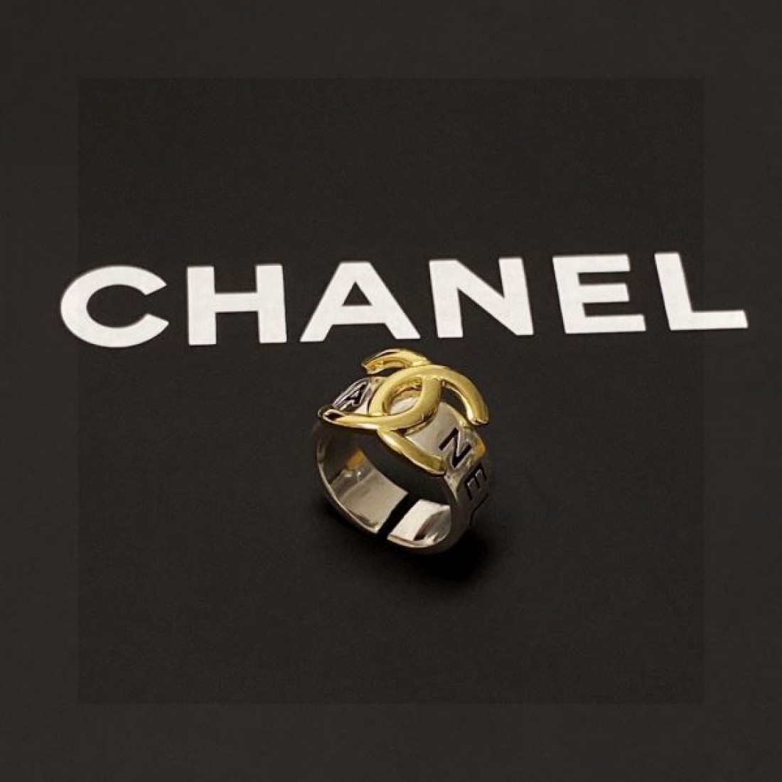 華やかさ CHANEL スーパーコピー リング シャネル で洗練された