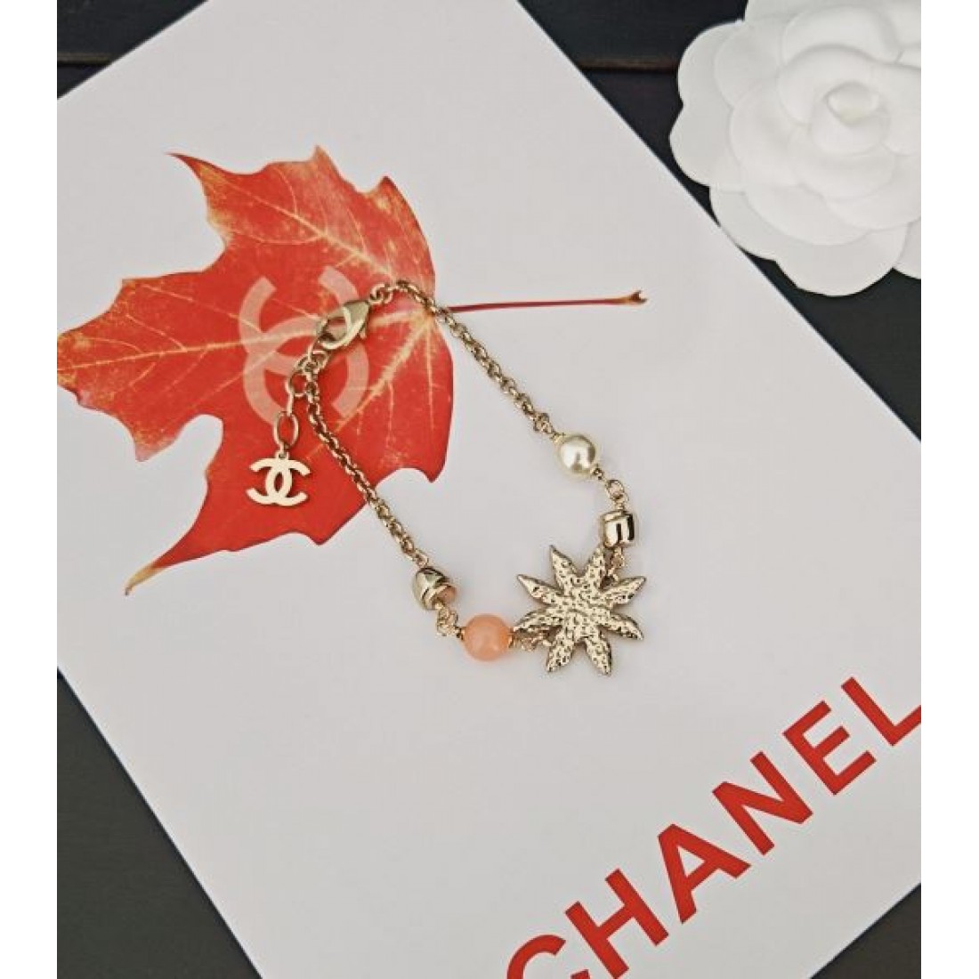 CHANEL シャネル コピー ブレスレット 洗練された美しさと繊細な輝き