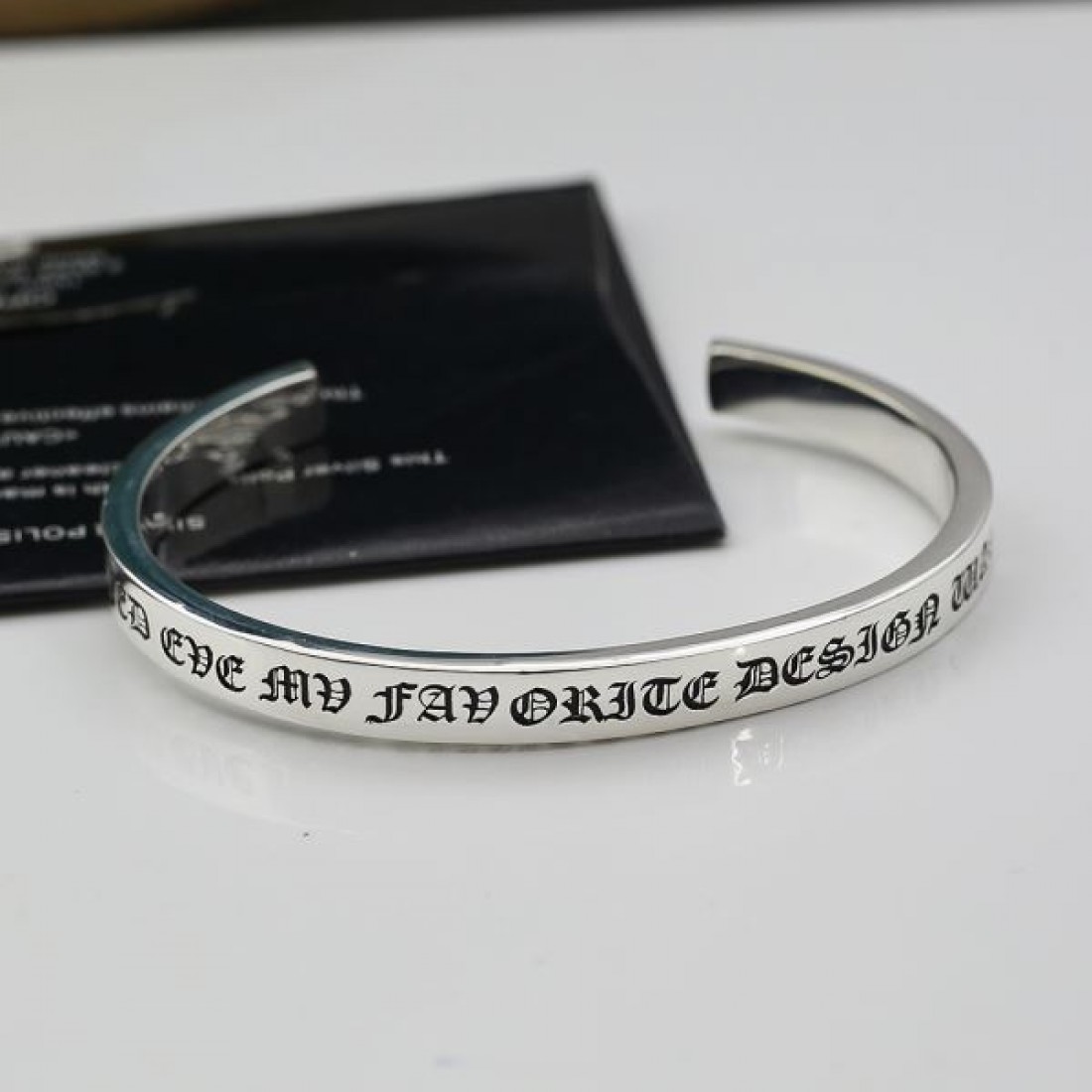 プレミアムな存在感 CHROME HEARTS クロムハーツ コピー ブレスレット 上質で大胆な