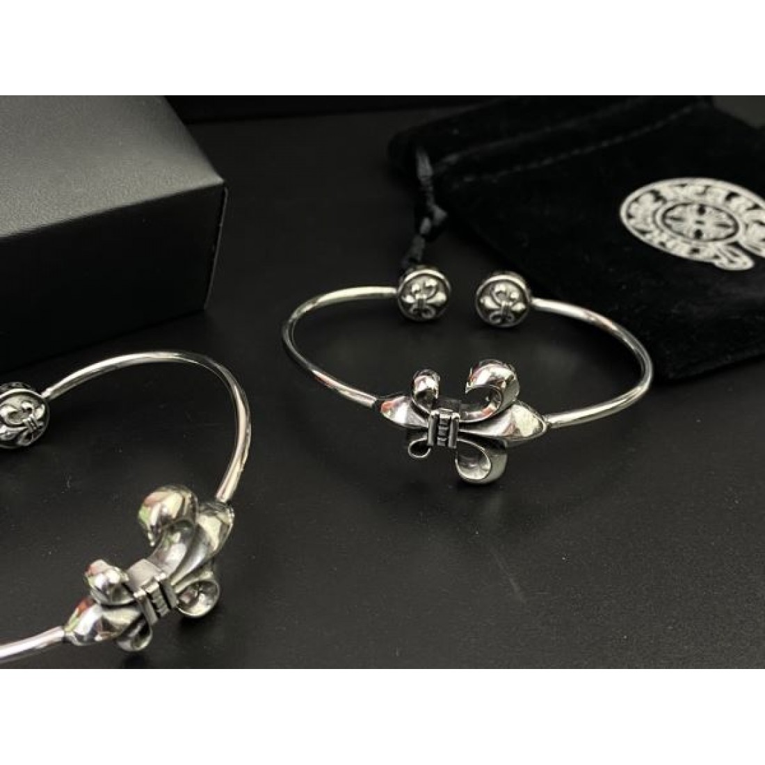 華やかで個性的な CHROME HEARTS クロムハーツ コピー ブレスレット 特別感あふれる
