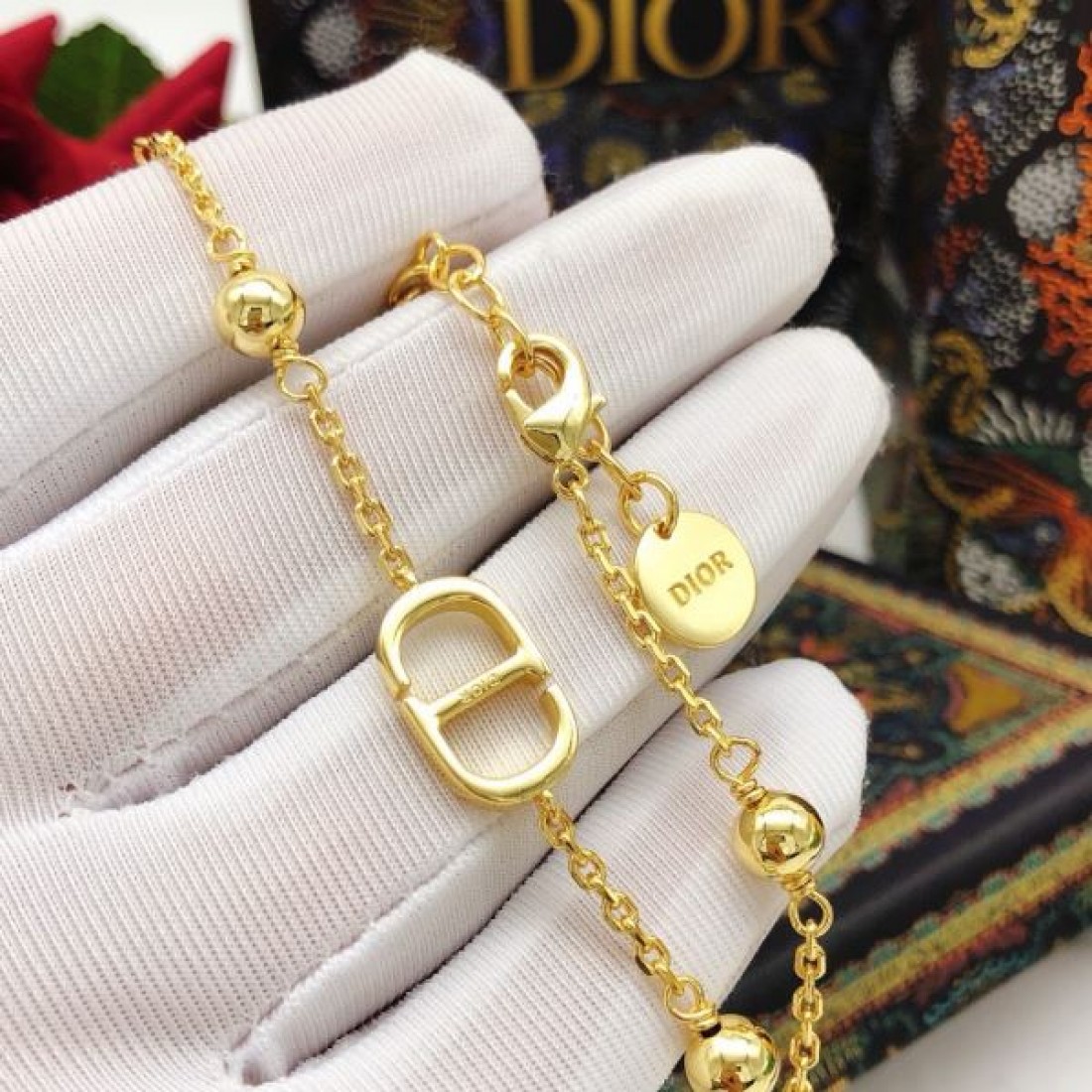 DIOR ディオール コピー ブレスレット 贅沢で美しい ワンランク上の