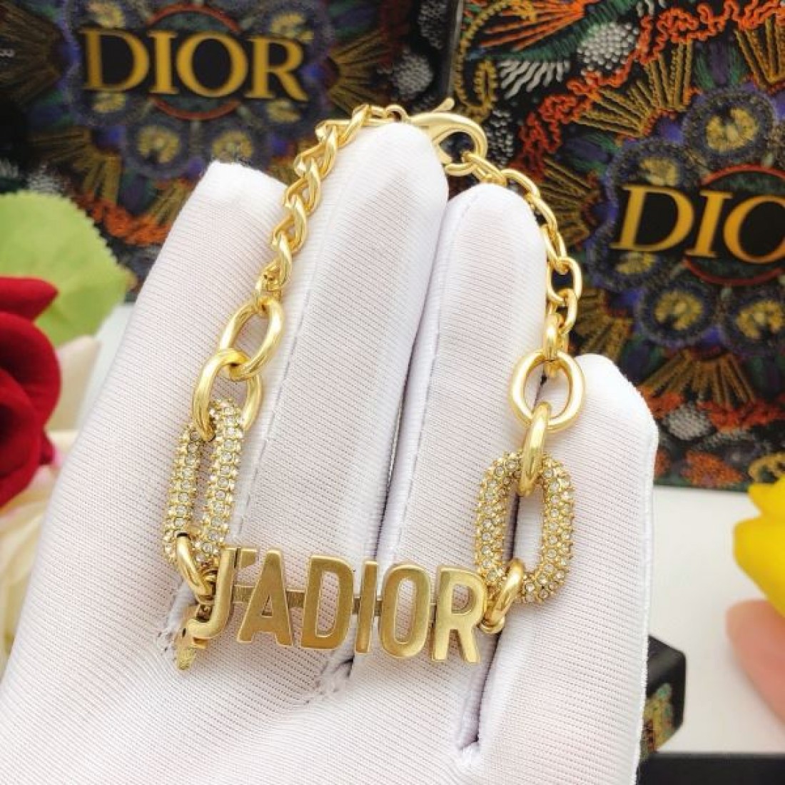 エレガントな輝き DIOR ディオール コピー ブレスレット 洗練された印象