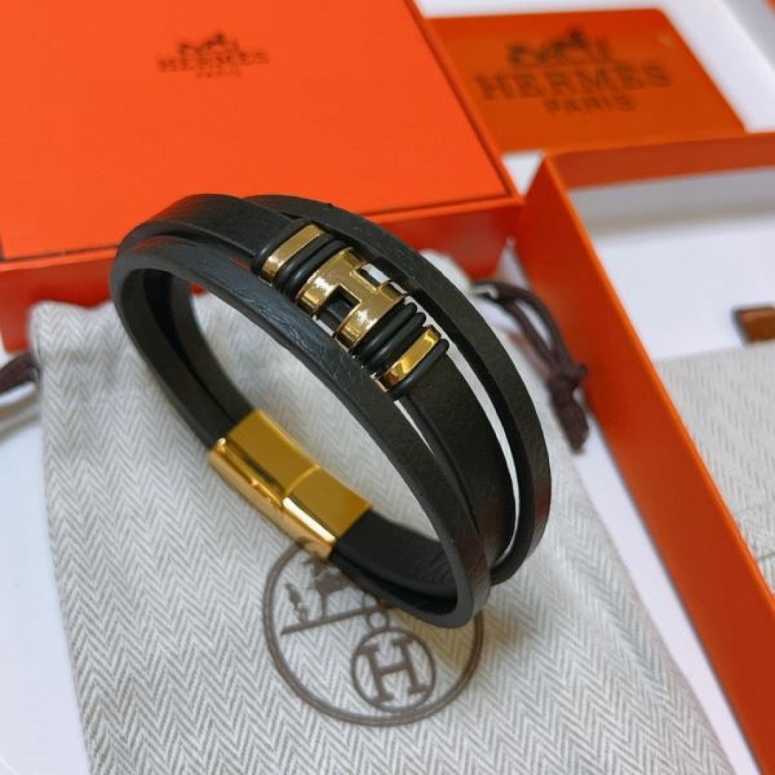エレガントな HERMES エルメス コピー ブレスレット 魅惑的な輝き
