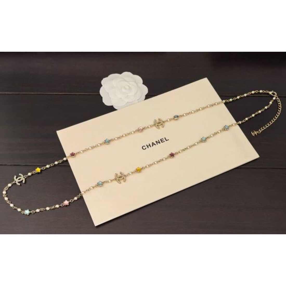 高級感あふれる CHANEL シャネル コピー ネックレス エレガントな