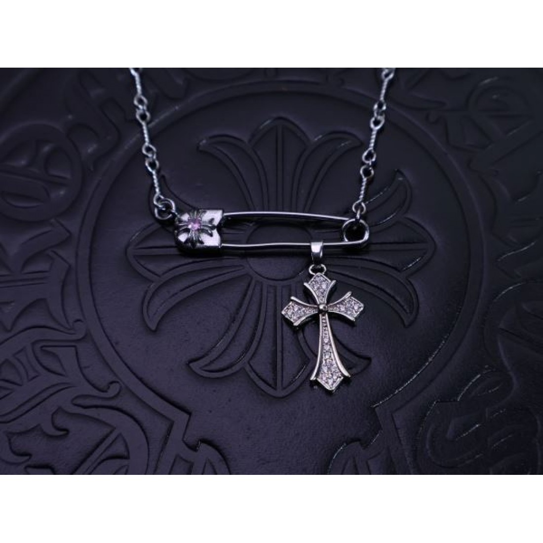CHROME HEARTS クロムハーツ コピー ネックレス 豪華で洗練された存在感