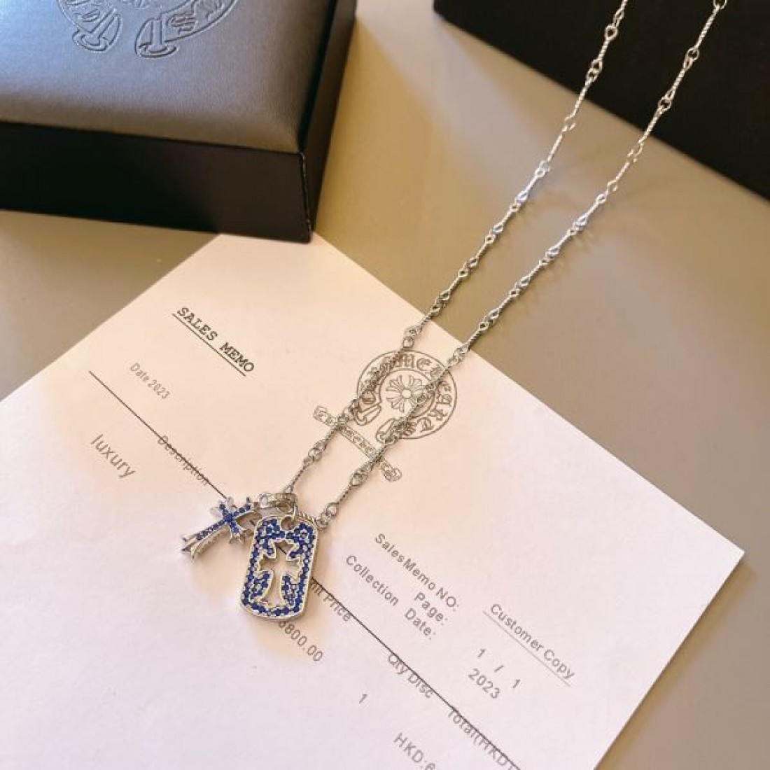 高貴で重厚な輝きを放つ CHROME HEARTS クロムハーツ コピー ネックレス