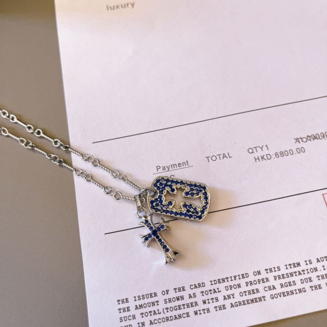高貴で重厚な輝きを放つ CHROME HEARTS クロムハーツ コピー ネックレス