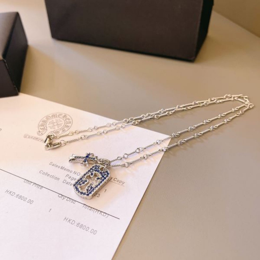 高貴で重厚な輝きを放つ CHROME HEARTS クロムハーツ コピー ネックレス