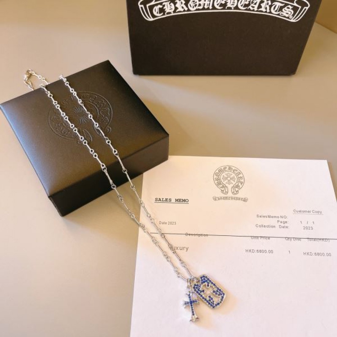 高貴で重厚な輝きを放つ CHROME HEARTS クロムハーツ コピー ネックレス