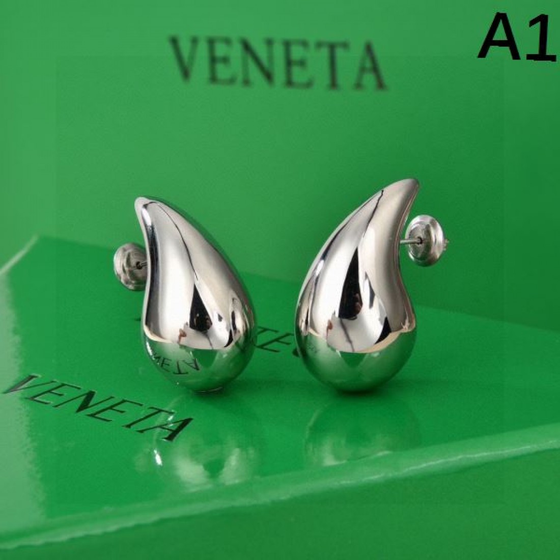 話題沸騰中の BOTTEGA VENETA ボッテガヴェネタ コピー イヤリング エレガント