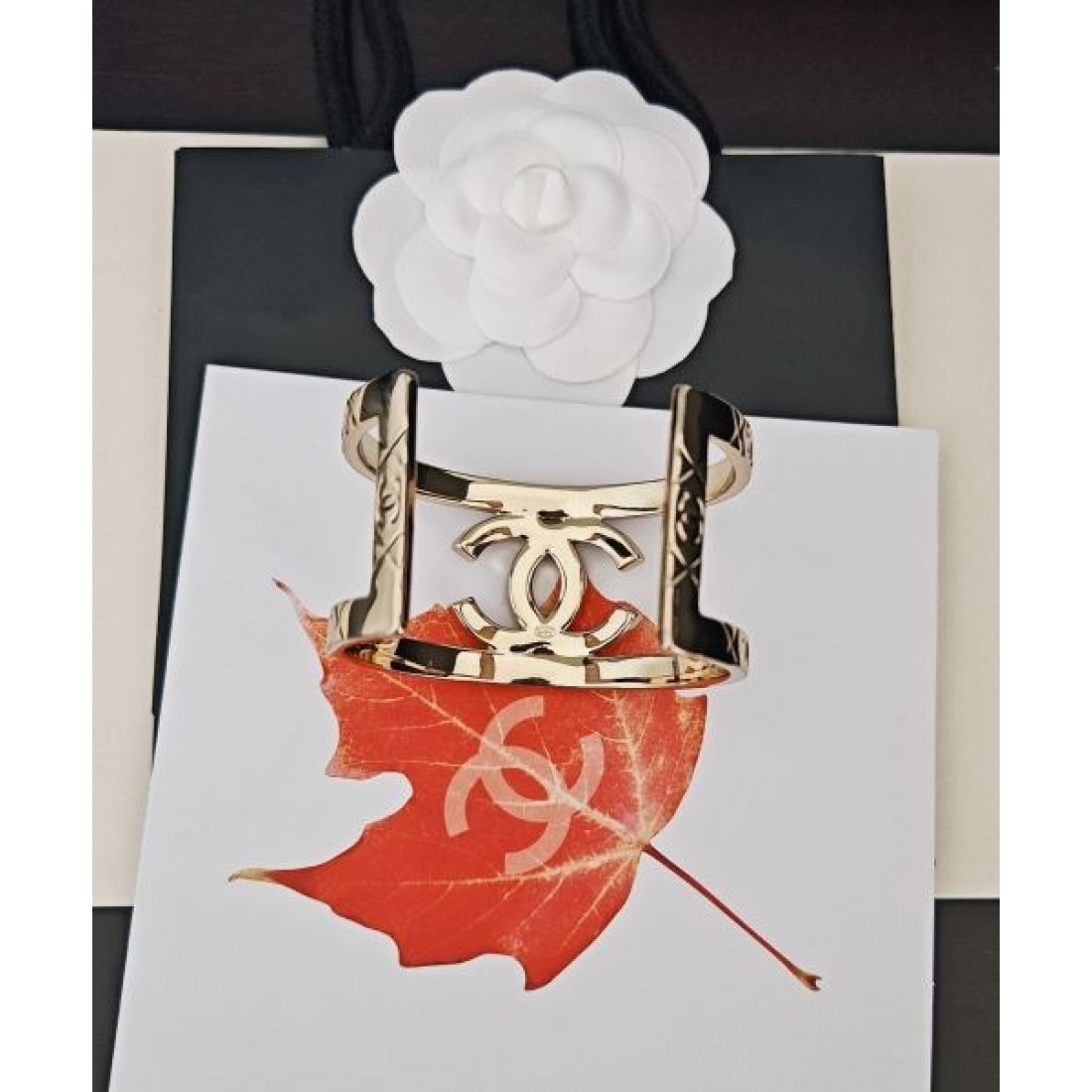 シャネル コピー ブレスレット CHANEL 洗練された美しさ 今すぐ手に入れたい