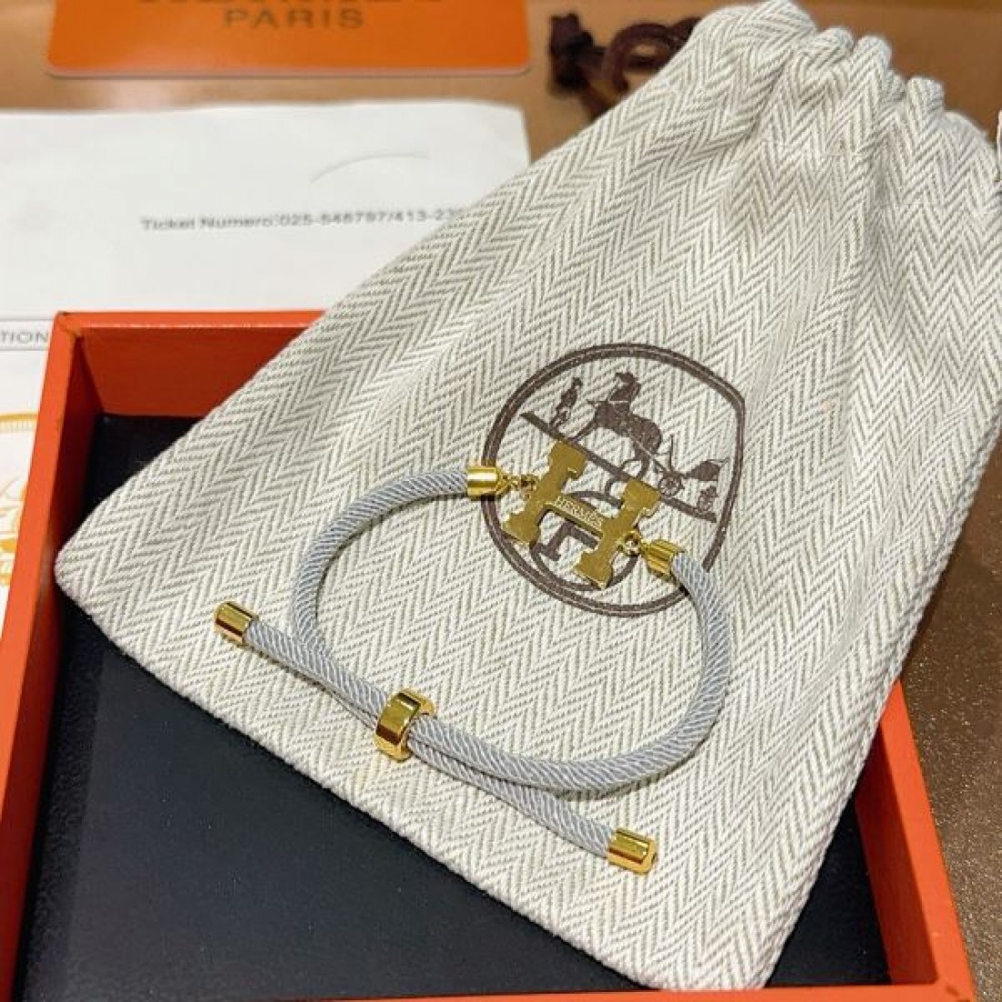  エルメス コピー ブレスレット HERMES 上質で落ち着いた大人の逸品
