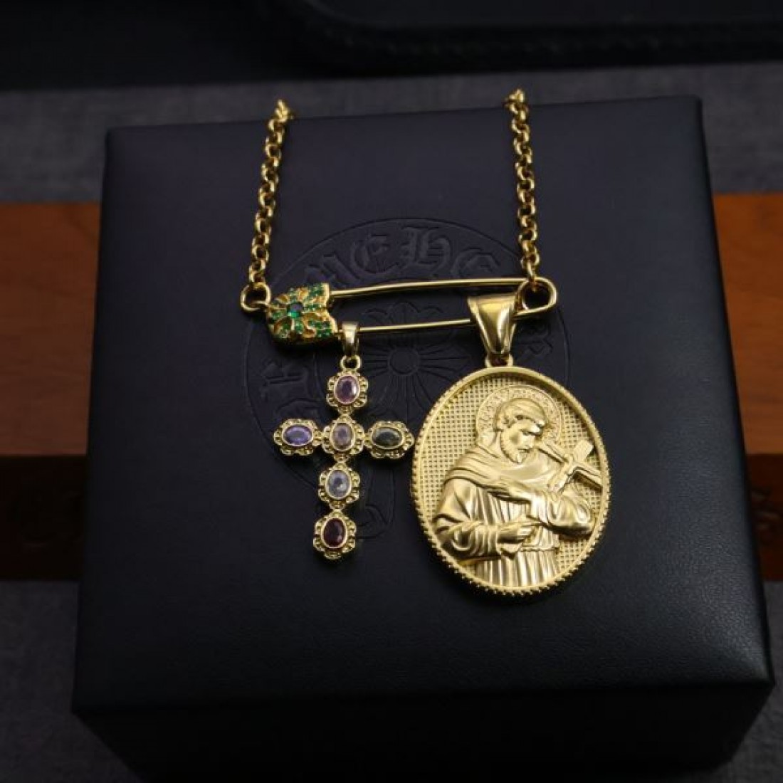独自性あふれる CHROME HEARTS クロムハーツ コピー ネックレス 今人気のスタイル