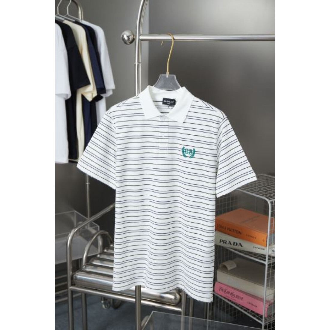 旬なスタイル BALENCIAGA バレンシアガ コピー Tシャツ エレガント