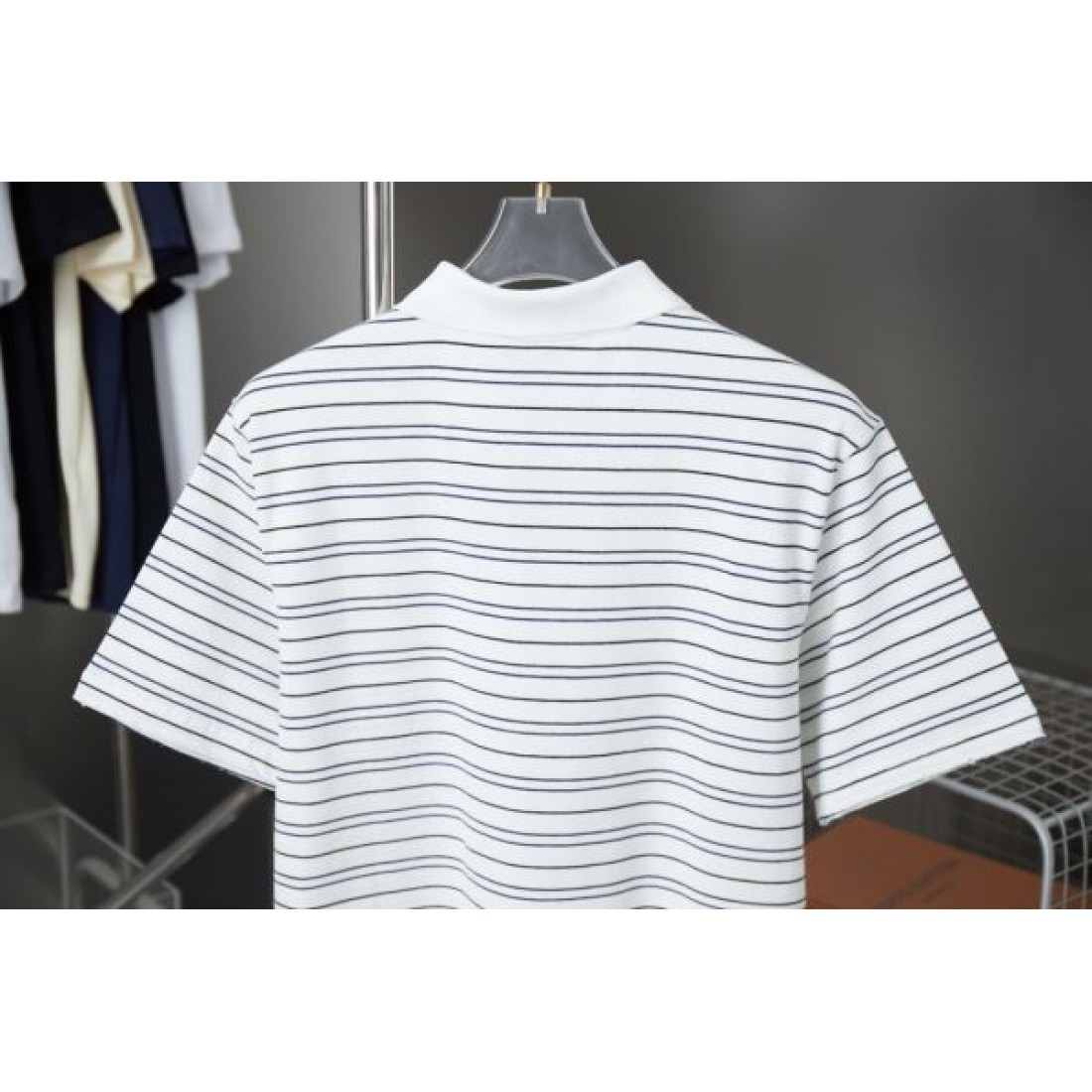 旬なスタイル BALENCIAGA バレンシアガ コピー Tシャツ エレガント