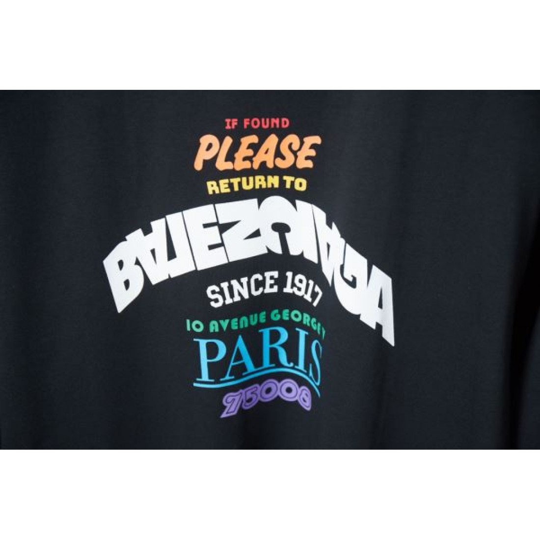 人気急上昇の BALENCIAGA バレンシアガ コピー Tシャツ モダンで