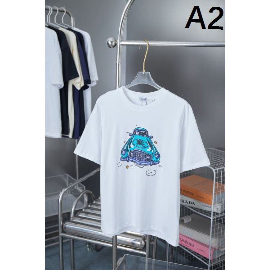洗練された雰囲気の BURBERRY バーバリー コピー Tシャツ 魅力的な