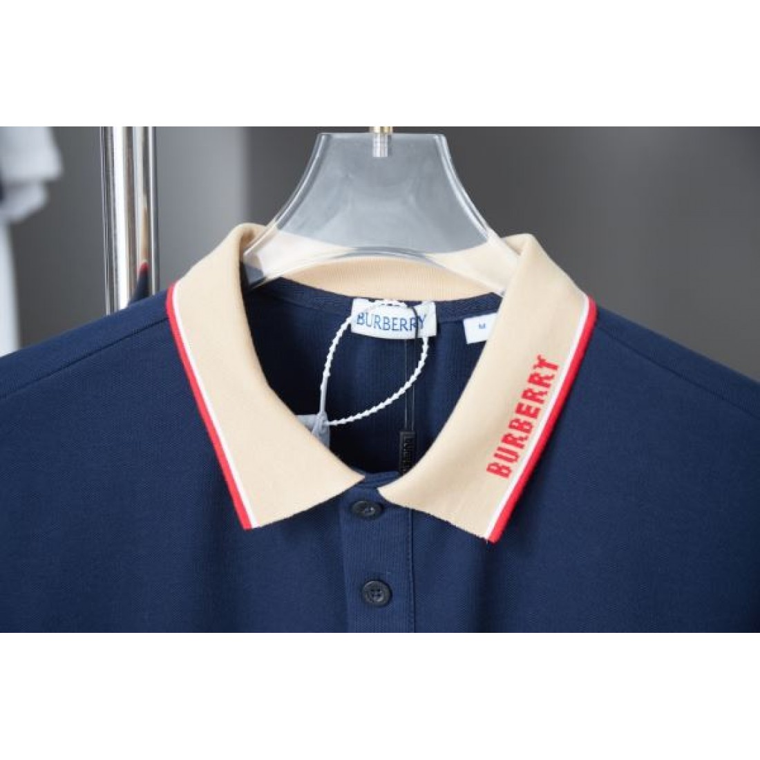 シルエットが魅力の BURBERRY バーバリー コピー Tシャツ プレミアム