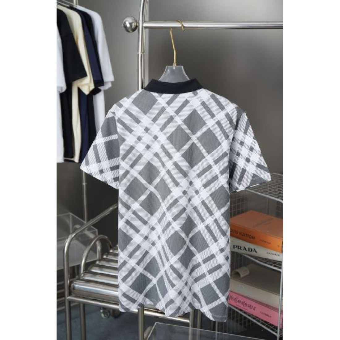 エレガントな BURBERRY バーバリー コピー Tシャツ 人気アイテム