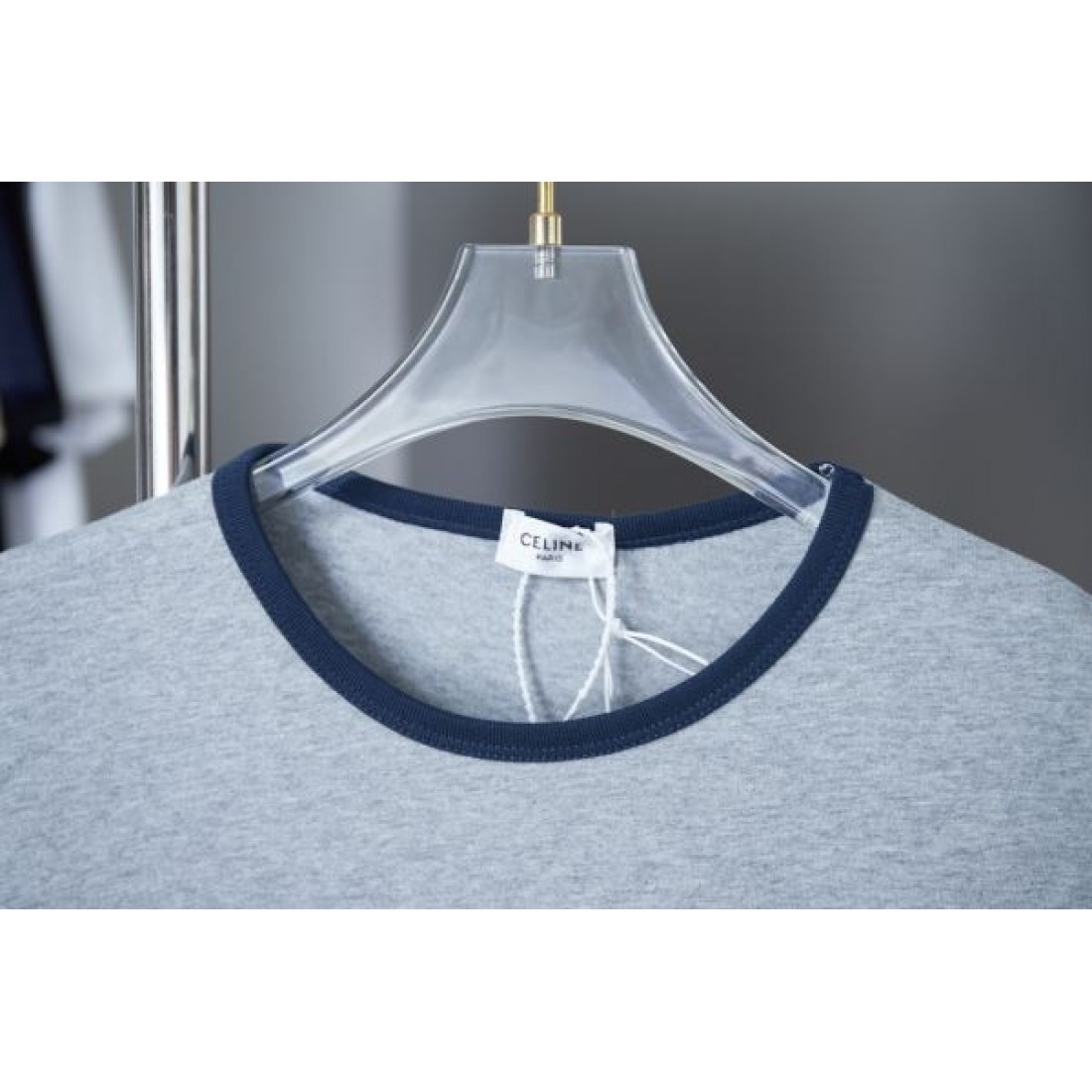 上品で快適な着心地の CELINE セリーヌ コピー Tシャツ トレンド感