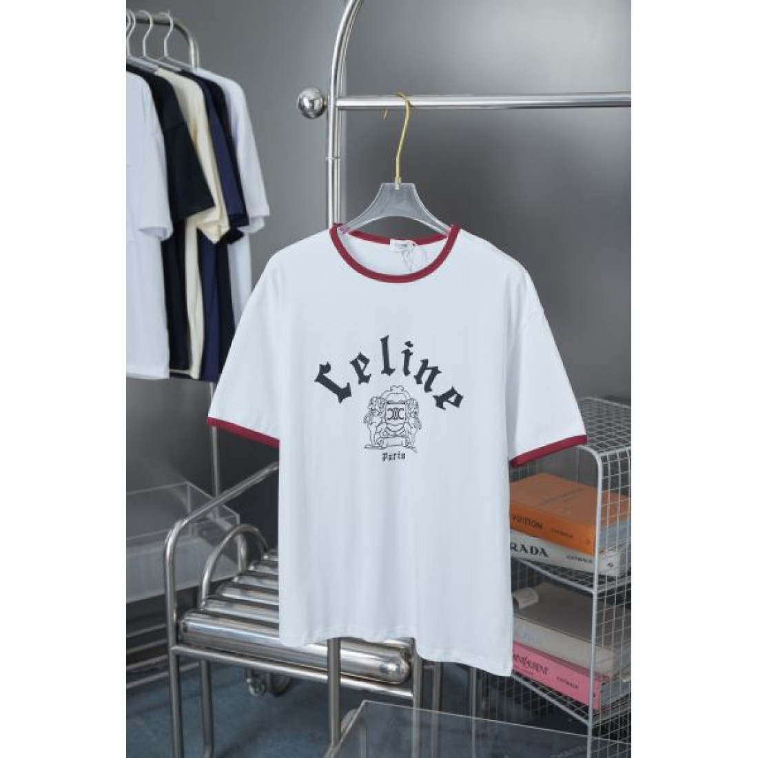 CELINE セリーヌ コピー Tシャツ で叶えるリュクスな印象 しなやかで