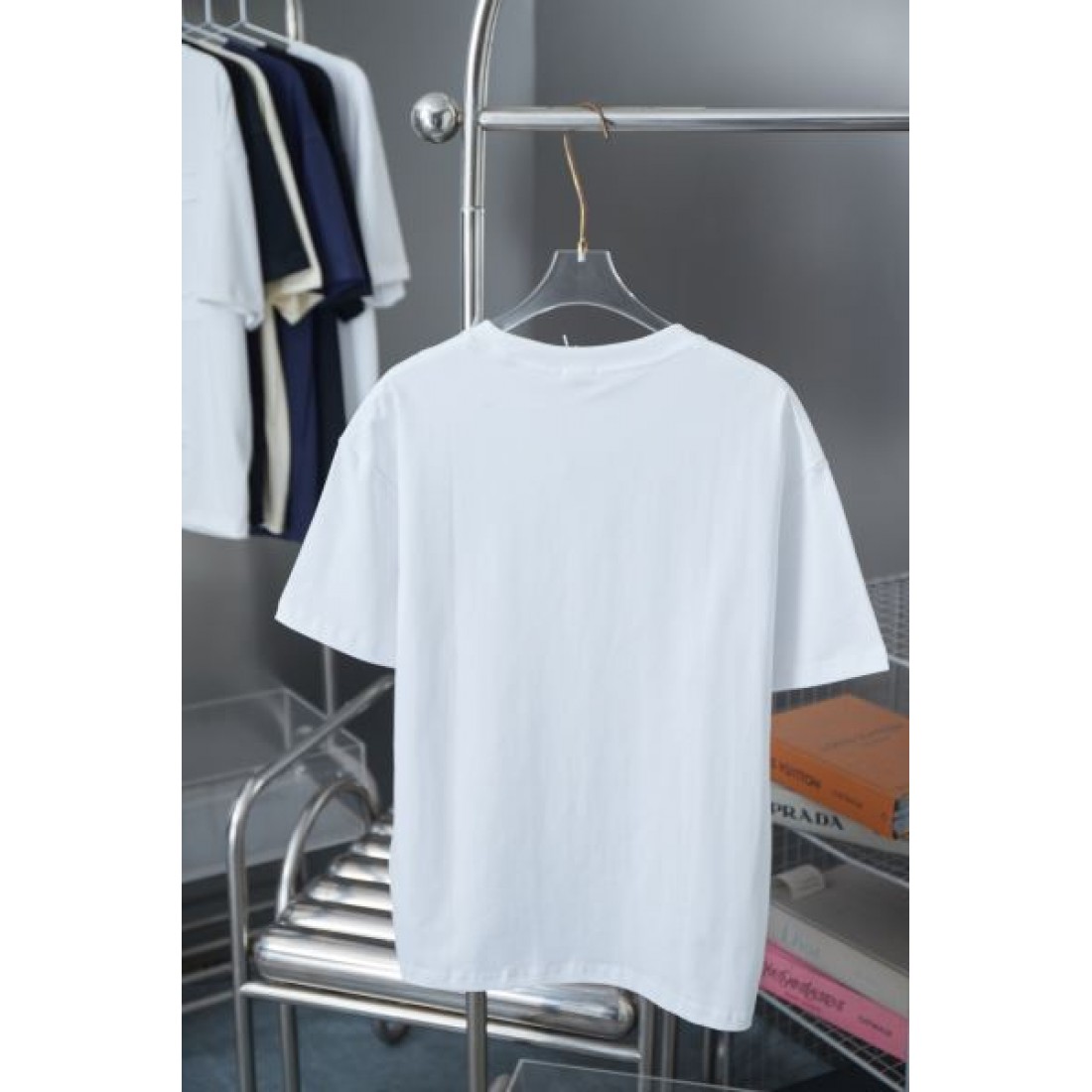 CELINE セリーヌ コピー Tシャツ 着回し自在な優美なシルエットと高品質