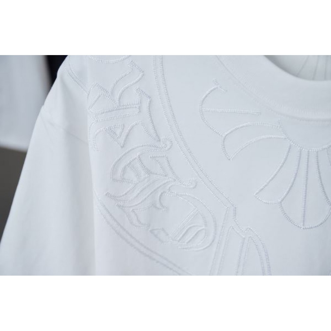 ストリート CHROME HEARTS クロムハーツ コピー Tシャツ 大胆で魅力的