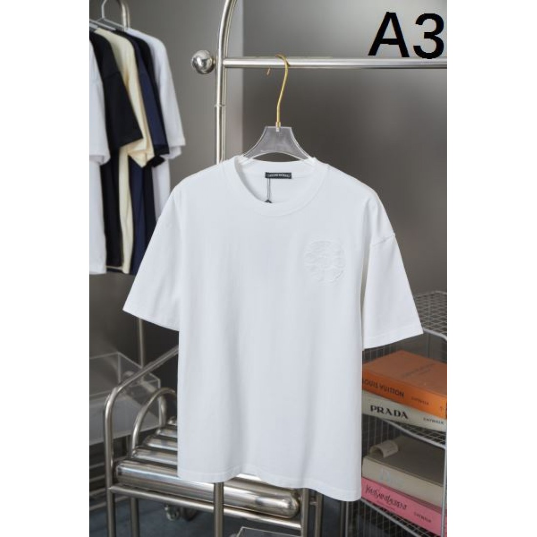 洗練され魅力的な CHROME HEARTS クロムハーツ コピー Tシャツ 注目度抜群の 