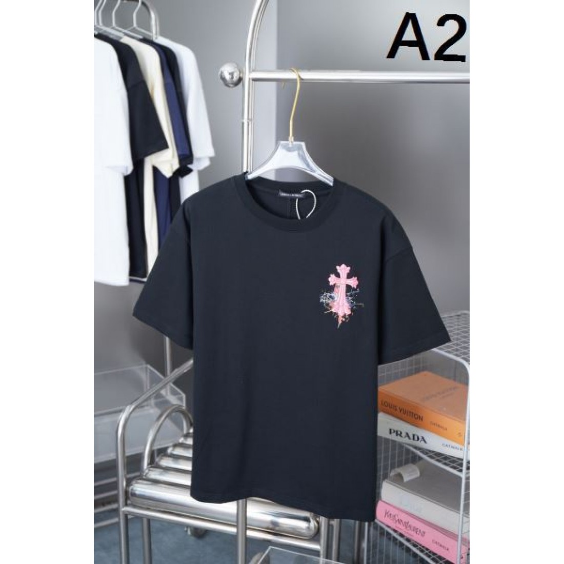 個性的で CHROME HEARTS クロムハーツ コピー Tシャツ 限定感あふれる 