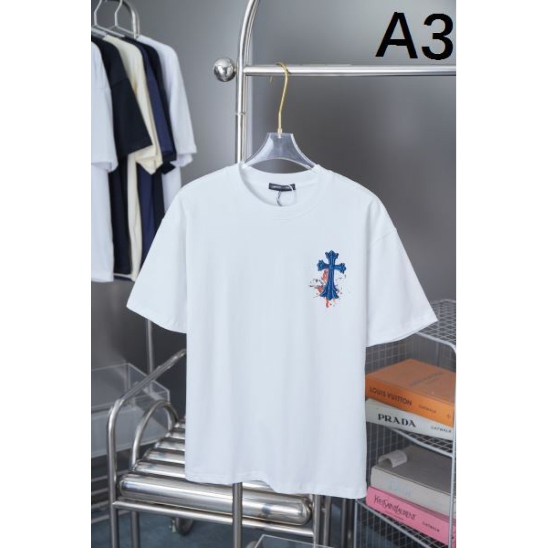 個性的で CHROME HEARTS クロムハーツ コピー Tシャツ 限定感あふれる 