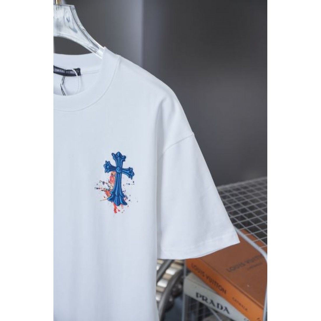 個性的で CHROME HEARTS クロムハーツ コピー Tシャツ 限定感あふれる 