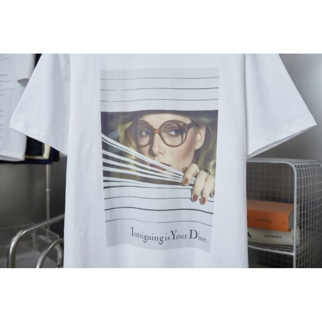 柔らかくエレガントな DIOR ディオール スーパーコピー Tシャツ 人気急上昇の 