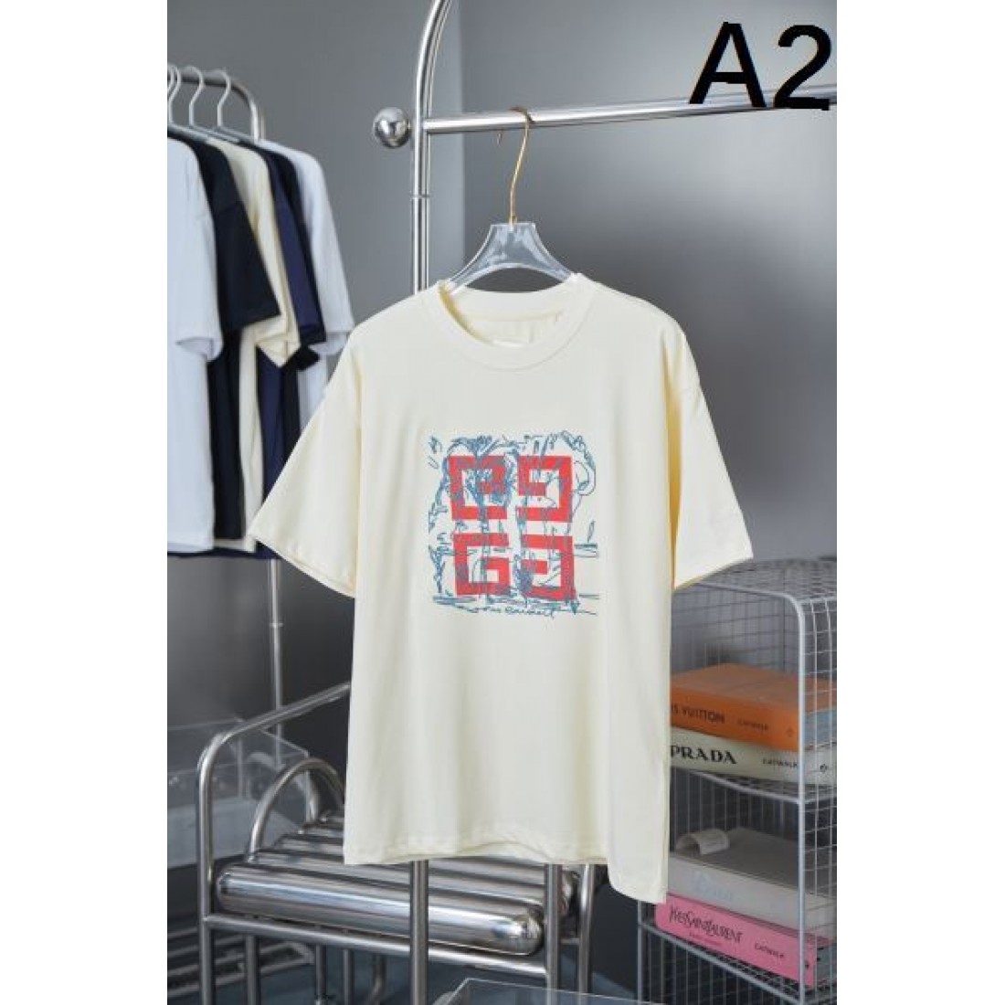  トレンド感あふれる GIVENCHY ジバンシィ スーパーコピー Tシャツ 上質な素材