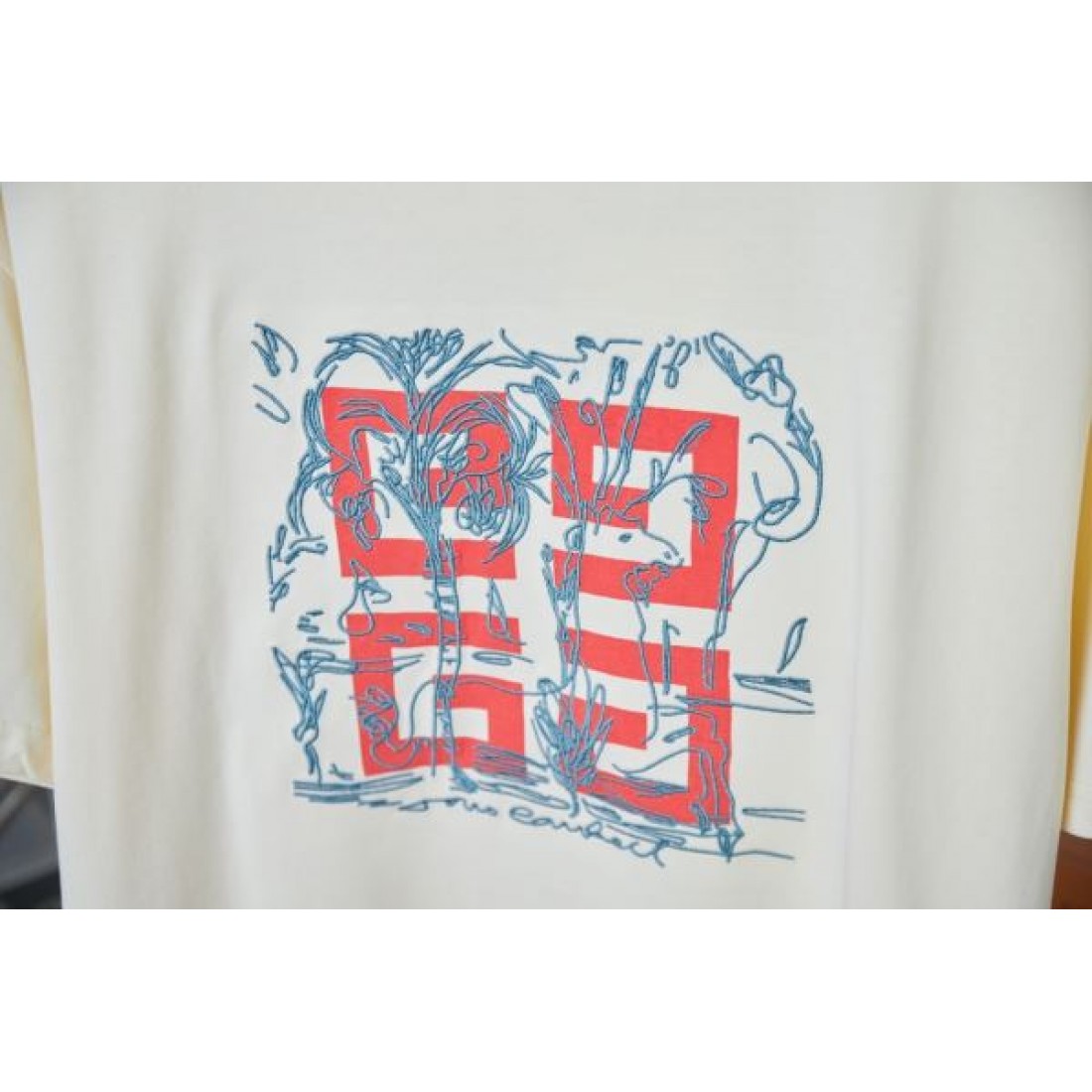  トレンド感あふれる GIVENCHY ジバンシィ スーパーコピー Tシャツ 上質な素材
