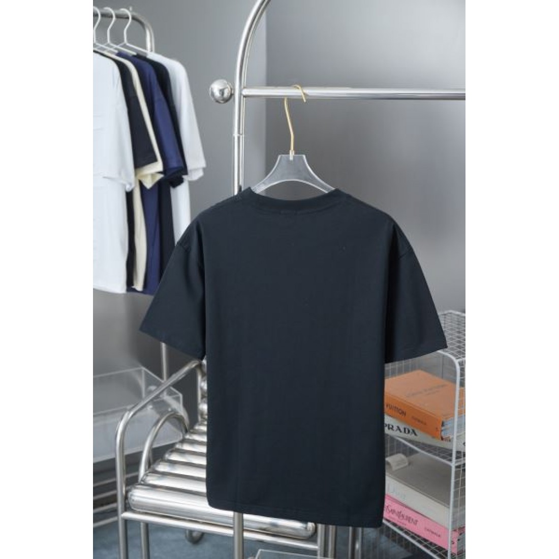  上品で魅力的な LOEWE ロエベ スーパーコピー Tシャツ シンプル 