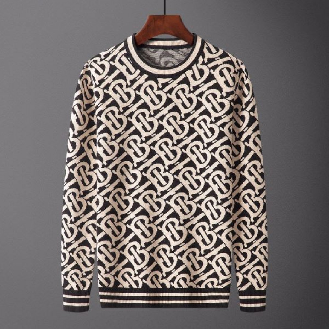  上質な仕立ての BURBERRY バーバリー コピー セーター エレガントで快適な着心地