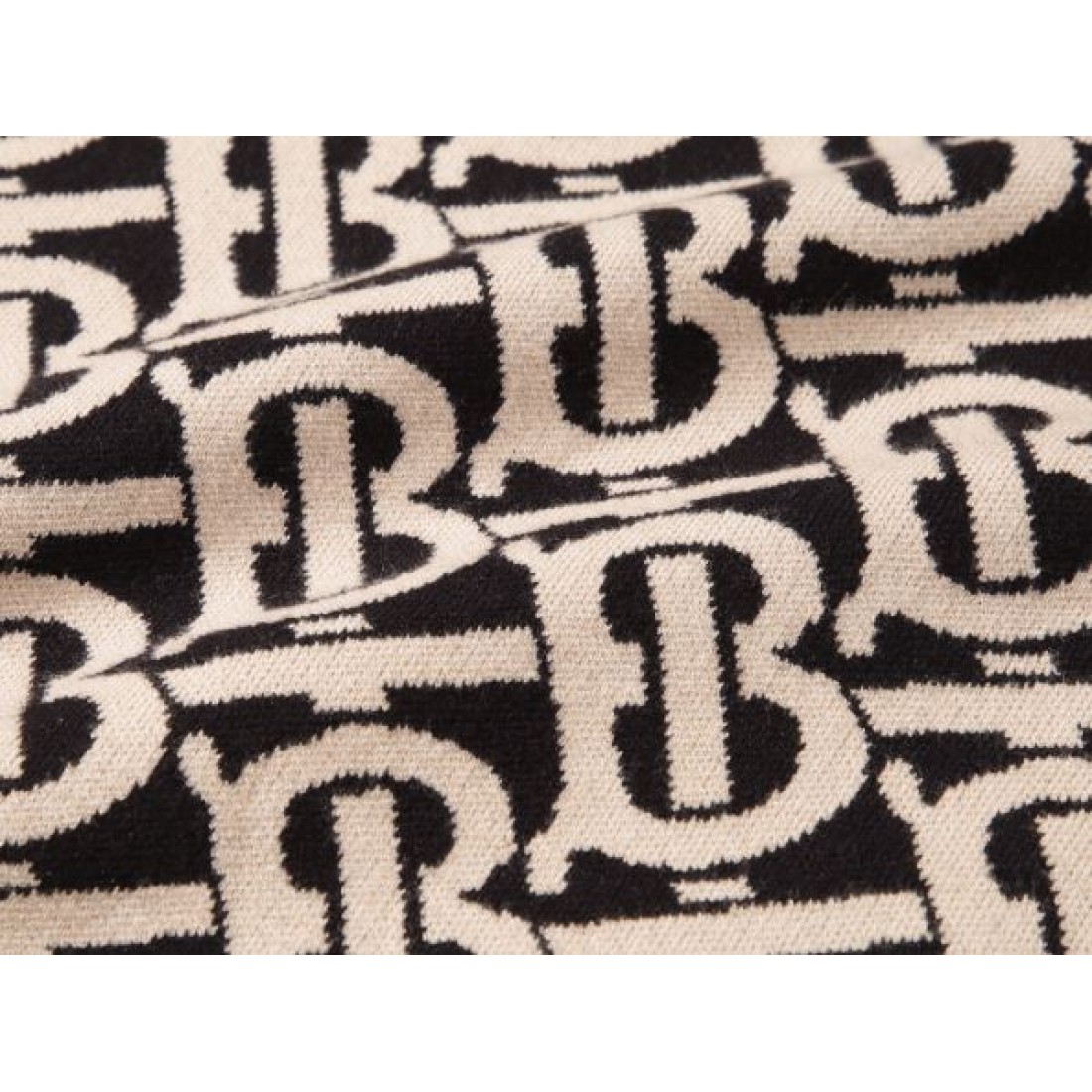  上質な仕立ての BURBERRY バーバリー コピー セーター エレガントで快適な着心地