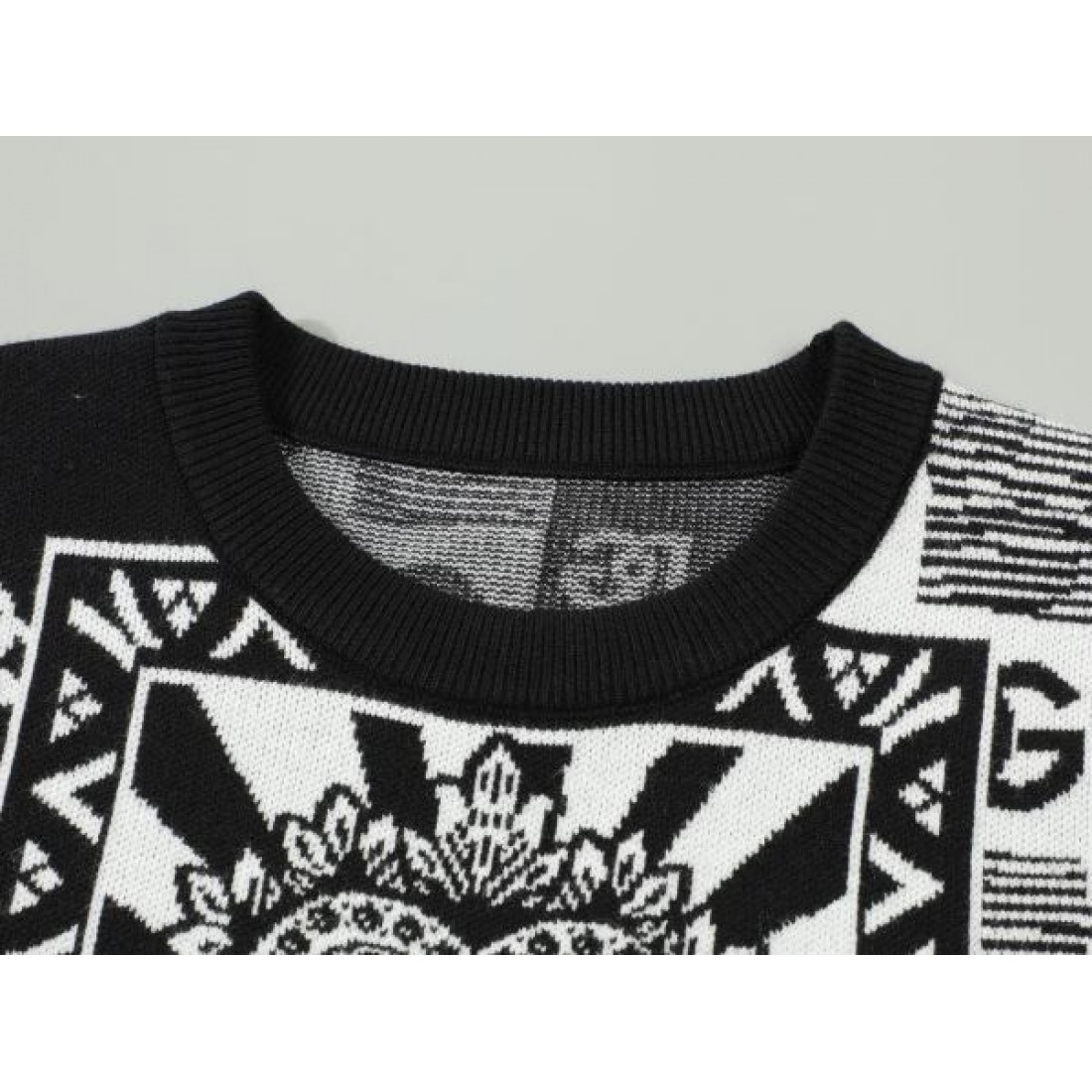人気の ドルチェ＆ガッバーナ DOLCE＆GABBANA コピー セーター 華やかで個性的な