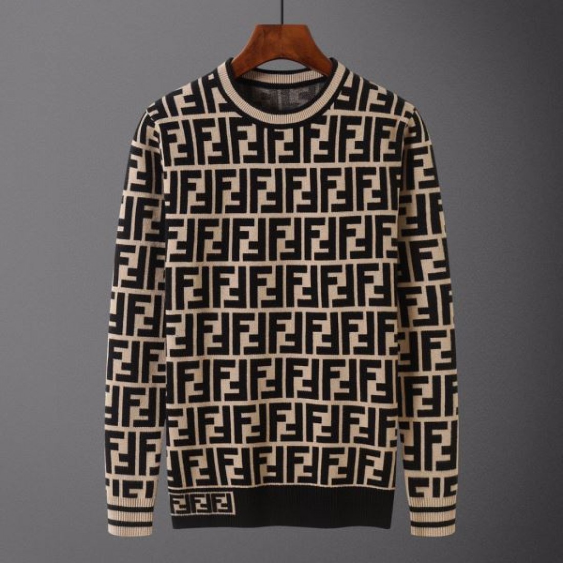 フェンデイ FENDI スーパーコピー セーター 快適でモダンな仕上がり